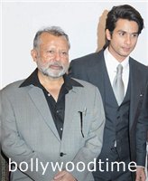 pankaj-kapoor-and-shahid-kapoor.jpg